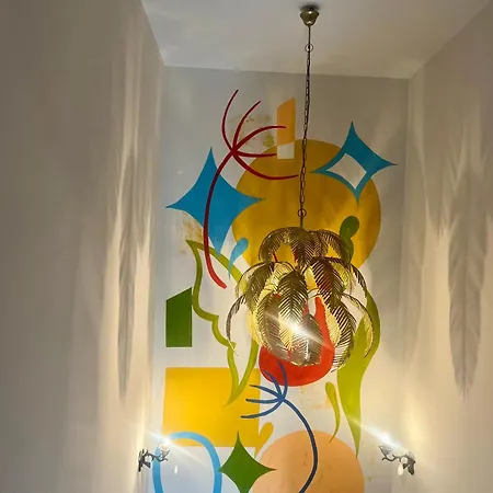 Il Torrione Casa Difronte A Grandi Giardini