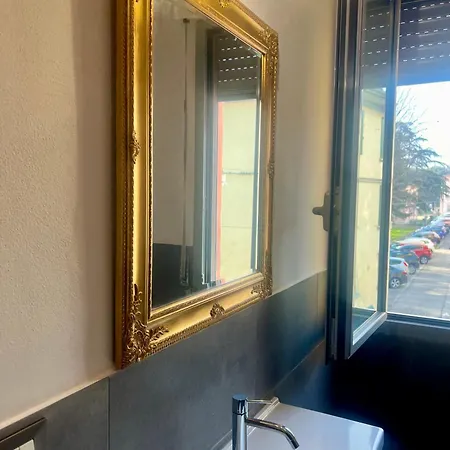 Vakantiehuis Il Torrione Casa Difronte A Grandi Giardini