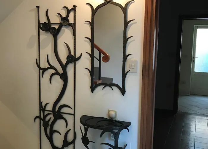 Il Torrione Casa Difronte A Grandi Giardini Castel Bolognese